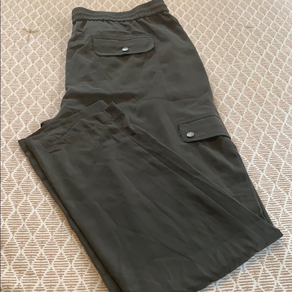 Women’s Jones New York  pull on pants